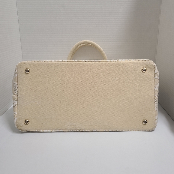 OSCAR DE LA RENTA Ivory & Beige Floral Canvas Tote Bag - Picture 5 of 16